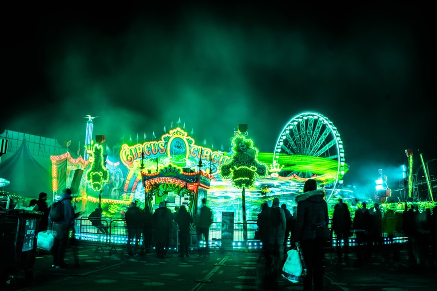 Festival of Lights at Niagara Falls this winter