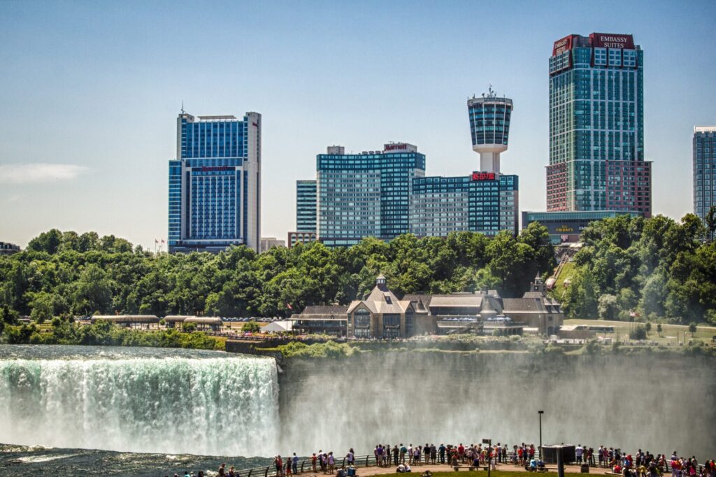 Hotels near Niagara Falls